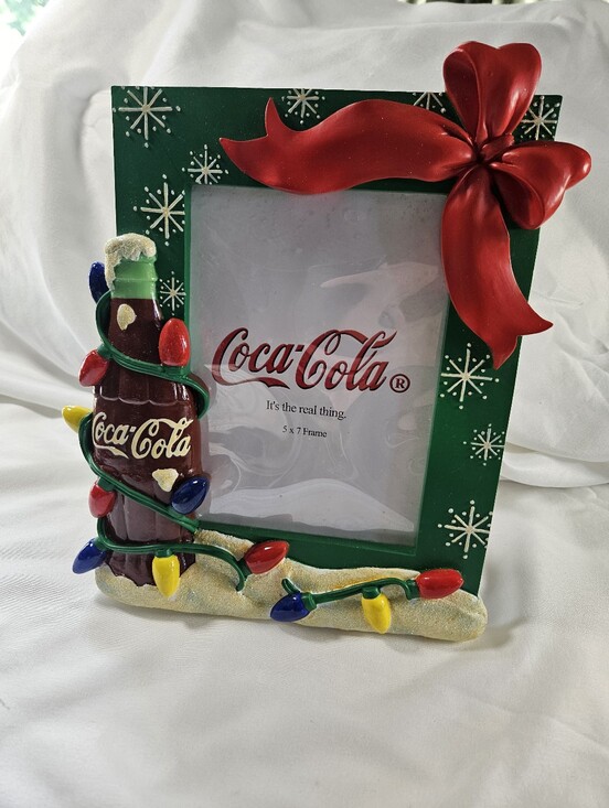 Coca Cola Other - Coca-Cola Christmas design 5x7 inch photo frame with coke bottle, lights, & bow